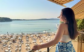 Family Hotel Teos